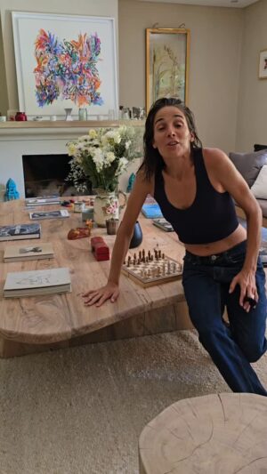 Juana Viale Instagram - Gracias @familiaechaide 
Increíble la mesa!