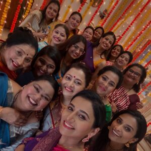 Jui Gadkari Instagram - Wishing you the bestest phase ahead @mostly_monika god bless u with every happiness🌸😇 

We all are truely happy and thrilled to welcome baby mona!! And that reflects in every smile on our set! 

And yes, u will be a great mommy! 🤗 

#babyshower
