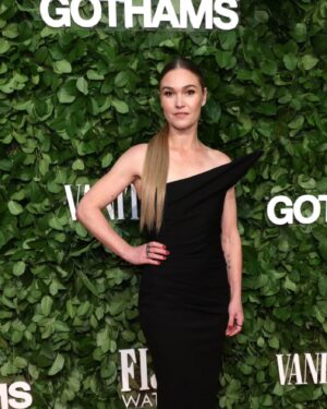 Julia Stiles Instagram - Gotham Girl 4Eva!