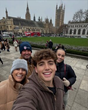 Julie Foudy Instagram - Ahhh, London during the Holidays is the best. And crazy busy. And alive. And I discovered mulled wine. (What took so long?)😍Plus, bonus for Izzy’s early bday, we went to this fabulous Mamma Mia dinner party (let’s just say FULLY immersive and amazing). Goodbye 2024, so thrilled we got to close it out w our English family. Cheers to 2025. Happy New Year party people!!!!🙏🏼🎉❤️