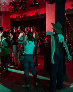 Julien Baker Instagram - We were really honored the @stud.country folks were willing to have fun with us and prepare this line dance for the song! Everyone involved is so talented and they were patient and sweet with us while we learned the moves. For us it’s particularly special to find someplace and some people to do cowboy shit with here in NYC.

Watch the music video and listen to “Sugar in the Tank” at the link in bio.

Photos by nicole & @morbidtheclown