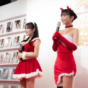 Jun Amaki Instagram - 🎅🏻🎄🧣

各位安安🩶

感謝台灣的各位來看我們！
我太高興了🥰❤️

我會再見到你的❤️‍🔥

請大家注意不要感冒🤎