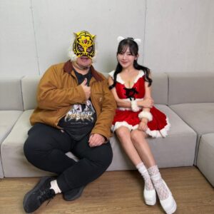 Jun Amaki Instagram - 🎅🏻🎄🧣

各位安安🩶

感謝台灣的各位來看我們！
我太高興了🥰❤️

我會再見到你的❤️‍🔥

請大家注意不要感冒🤎