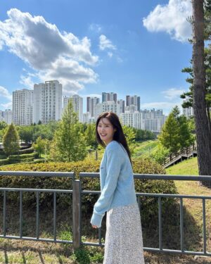 Jung Chae-yeon Instagram - 나의 조립식가족들🩵