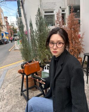 Jung Chae-yeon Instagram - 🍵🧁🍫❤️