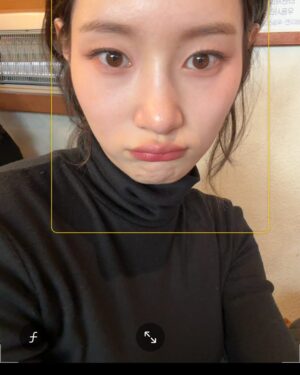 Jung Chae-yeon Instagram - 🍵🧁🍫❤️