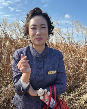 Jung Kyoung-mi Instagram - 춘배❤️갱미

싸모님들!
우리 춘배동상이랑 단풍데이투 
유투부 업로드 했어요!

진짜 혼자보기 아깝꼬롬 재미져요!!!!

인수타 프로필에 링크주소 있으니께
들어가서 한번 봐줘유~~~
아니믄 거시기 유투부에 <판매왕 정경미> 쳐요💋

춘배 매력에 홀랑 빠질거여요
하하하하핳하하하하하핳하
@kim_miryeo0613