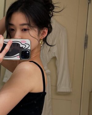 Jung Yi-seo Instagram - 🤧🫶🏻!