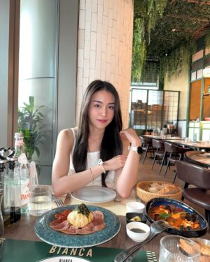 Juthapich Indrajundra Instagram - 27👧🏻🎂