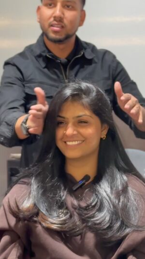 Jyoti Nooran Instagram - Jyoti nooran in a house⭐️ #hair #trending #salon #trend #cut #trendingreels #colour #girl #transformation #hairstylist #bollywoodsongs #bollywood #hollywood #kehnagalatgalat #jyotinooran #jaani #nusratfatehalikhan #nusrat #viral #viralvideos #viralreels
