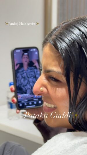 Jyoti Nooran Instagram - Pataka Guddi again❤️‍🔥🫡 #hair #trending #salon #trend #cut #trendingreels #colour #girl #hairstylist #viral #viralvideos #viralreels #jyotinooran #bollywoodactress #bollywoodsongs #hollywood #pollywood
