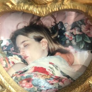 Kaitlyn Dever Instagram - Happy heavenly birthday mama 🕊️