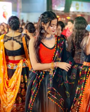 Kajal Sharma Instagram - ❤️✨
.
.
.
.
.
.
#explore #navratri #navratrispecial #garbanight #dandiya #mumbai #fyp