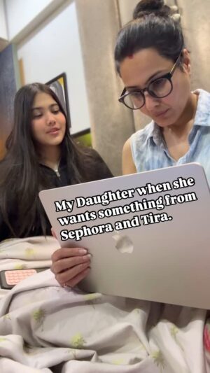 Kamya Punjabi Instagram - Hello all the teen mothers… relatable? 
#teendaughter #motherdaughter #daughterlove #aara