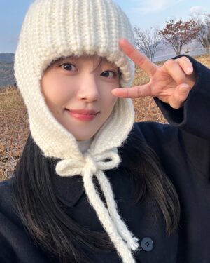 Kang Han-na Instagram - ❄️🐑🌭