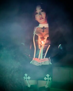 Karen Fukuhara Instagram - Happy Halloween from your humble servant, Sober Sister✝️⛪️