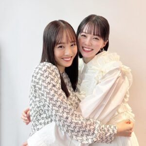 Karen Otomo Instagram - 昨日、彩良ちゃんに会えました✨
待ち時間、廊下ですっごいおしゃべりした😂
チアダン、懐かしいねえ♡