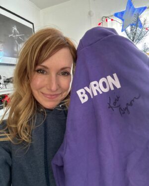 Kari Byron Instagram - Selling old Mythbusters wardrobe and more on @ebay. I am on a major garage clean out!