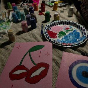 Kat Dunning Instagram - arts n crafts date night 👩‍🎨🎨 me and who??