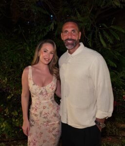 Actress Kate Wright HD Photos and Wallpapers December 2024