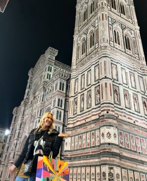 Katherine Kelly Lang Instagram - Once again I had a wonderful time with you Ben! Thanks for everything. Looking forward to more with @benheartitaly and @benheartbeverlyhills #teamwork #dreamwork @hichambenmbarek 😍😍😍😍🎉🇮🇹👍 #firenze #italy