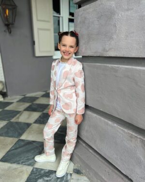Kathryn Dennis Instagram - Coparenting means having to spend some holidays without my children..so we just celebrate early! Today was *our* Valentine’s Day. These 2 are the best of my heart, the pulse in my veins, the place where I am most connected to my truest self and life purpose. Whenever you feel lonely and need a little loving from home, just press your hand to your cheek and think ‘Mommy loves you’!