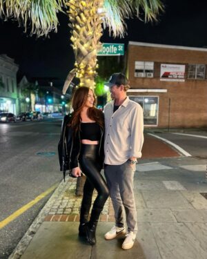 Kathryn Dennis Instagram - Queen & King of Woolfe & King 🤓 Also, why do I love every photo we take together?! 👑