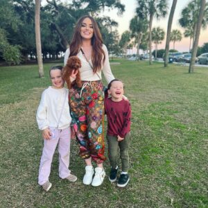 Kathryn Dennis Instagram - Merry Christmas from the Dennis/Ravenel family, party of 4
