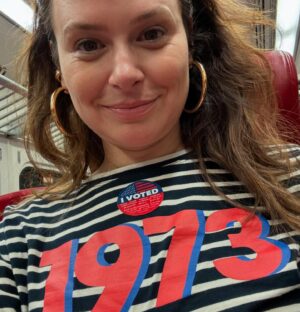 Katie Lowes Instagram - 🇺🇸🇺🇸🇺🇸🇺🇸 iwillvote.com #vote