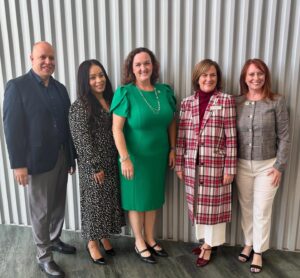 Katie Porter Instagram - Millions of Americans rely on Planned Parenthood for reproductive health care. I dropped by the Costa Mesa clinic recently to thank @plannedparenthoodosbc for their work—and for this cool reproductive rights champion award!

I’ll always fight to protect our right to get the care we need.