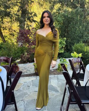 Katie Stevens Instagram - wedding szn 🤍