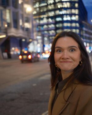 Katie Stevens Instagram - holiday/ birthday season in London ✨
