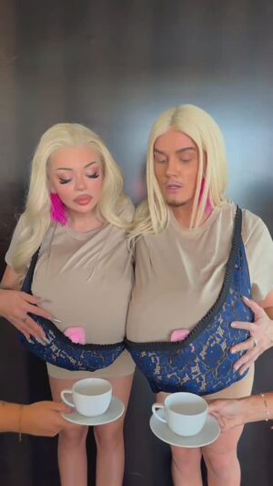 Katja Krasavice Instagram - Happy Halloween 😂 #halloweencostume #couple #couplecostume