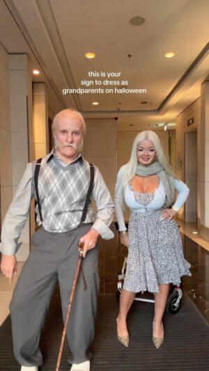 Katja Krasavice Instagram - Old But Gold 💃 #viral #dance #grandparents