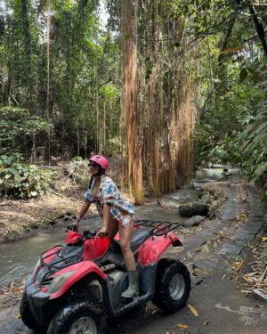 Kavya Thapar Instagram - A Day full of Adrenaline! Yaaasss Bali 📍🏖️
Bali with @desh.videsh.in