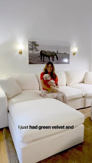 Kelly Jean Killoren Instagram - @kellybensimon 🛋️✨🤍 @7thavenueco 

💧 Water-Repellent & Stain-Resistant
🧼 Machine Washable
✅ PFAS-Free
🛋️ Endlessly Modular
✔️ Removable & Swappable Covers
🐶 Pet-Friendly

Featured: 4-Seat Modular Chaise Sectional (Extra-Deep) in Ivory White Performance Velvet