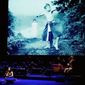 Kelly Tandiono Instagram - Samsara is a beautiful Indonesian mystical cinema concert by @garin_film about a man from an impoverished family who was rejected by the wealthy parents of the women he loves. Desperate, he strikes a bargain with the Monkey King performing dark ritual to gain wealth. The insatiable hunger to become something one is not and the boundaries one is willing to cross to achieve it. 
.
It was such a beautiful and magical cinematic experience with amazing visuals of silent black and white film mixed with balinese culture and instruments. I had goosebumps watching it, it was breathtaking ♥️♥️
.
Congrats to mas Garin, all cast and crew it was remarkable ♥️
.
#Samsara #CinemaConcert #TIM #TamanIsmailMarzuki #Indonesia