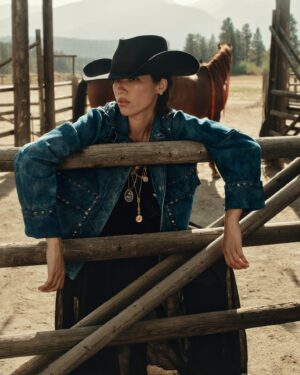 Kelsey Asbille Instagram - Free People X @yellowstone ft. @kelseyasbille. Link in bio to explore the limited-edition collection & western inspired outfits. 

Tune in to the epic return of Yellowstone. New episodes Sundays, only on @paramountnetwork.