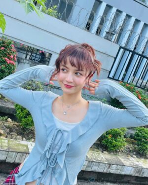 Khin Wint Wah Instagram - 🙌🌻🩵