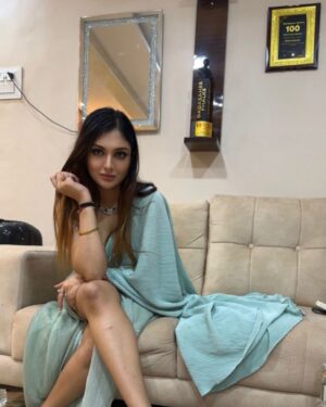 Khushi Mukherjee Instagram - My love for saree ❤️
#saree #sareelove #sareelover