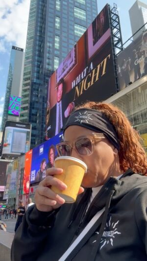 Kim Fields Instagram - Cuz sip happens in Times Square😉 yes I travel with single serve KFcups by @SignatureBlendsByKF for the Kcup coffee maker. #siphappens #coffee #motivated #monday ☕️