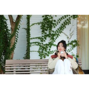 Kim Hye-yoon Instagram - 코닥코닥💛❤️
@kodakstyle_kr  #코닥