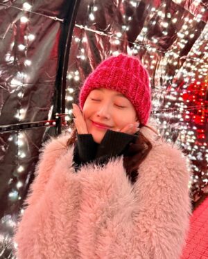 Kim Jae-kyung Instagram - 🎄🍽️🙅🏻‍♀️🧮