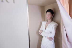 Kim Ji-won Instagram - @bvlgari #불가리 #영원한재탄생 #EternallyReborn ❤️