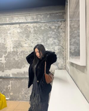 Kim Nam-joo Instagram - 권은비랑 데뜌🩷