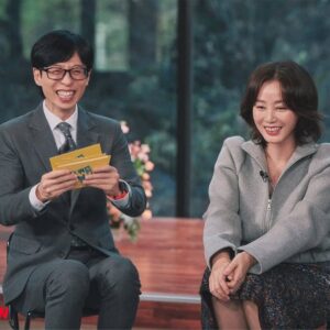 Kim Sung-ryung Instagram - #유퀴즈온더블럭 #유퀴즈 #오늘밤 8:45
많은 시청 해주실꺼죵🥳🥳🥳