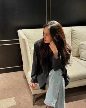 Kim Yoon-hye Instagram - ♥️🥝♥️