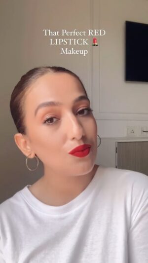Kiwi Tandon Instagram - Details and tips below 👇

@charlottetilbury flawless filter for glow as m not gonna use highlighter  shade : 3
@officialswissbeauty eyebrow pencil 
@benefitindia brow gel 
@smashboxindia foundation , good for combo dry skin , shade :L20N
@charlottetilbury compact best out there for all  skin types . My shade fair 
@maccosmeticsindia mac stack mascara 
@diorbeauty 4in 1 blush and bronze & highlighter( it’s fab )  i like to use only bronzer  or nude blush with red 💄
@officialswissbeauty lipstick ‘smoking red ( fav in budget ) 

I like to keep my makeup, especially eye makeup, very minimal when wearing red lipstick. 

Pairing red lipstick with heavy kajal or eyeshadows can look too bold, so this minimal look has become my go-to when wearing a red lip. 

What do you think? I’d love to see you recreate it and share your looks with me! 💋 

(Red lipstick, makeup , sleek hairstyle , sleek bun , red lipsticks for brown skin , brown skin makeup, affordable makeup , makeup for beginners ) 
#redlipstick #swissbeautylipsticks #redlipstickmakeup #partymakeup #festivemakeup #minimalmakeup #minimalbeauty #luxurymakeup #highendmakeup #glowingmakeup #bronzer #charlottetilbury #flawlessfilter #diorblush #diormakeup #sleekbun #sleekhairstyles #everydaymakeup #whitetshirt #smashboxfoundation #indianmakeupblog #easymakeup #makeupforbeginners #stepbystepmakeup
