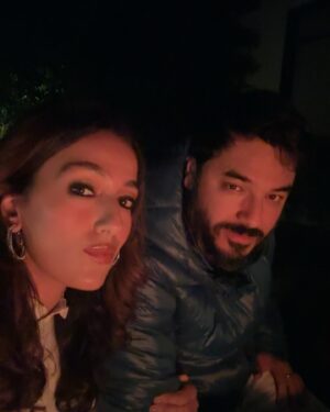 Kiwi Tandon Instagram - Grateful for the past, excited for the future, and ready to embrace all that 2025 has to offer. 💫 Wishing you all a Happy New Year🎊
Thank you for being on this incredible journey with me and my constant support . ♥️

(Happy new year, new beginnings, family , holidays, Jaipur celebrations)
#newyear2025 #newyearseve #holiday2025 #2025 #familytime #makeupblogger