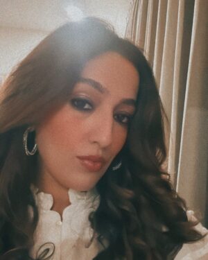 Kiwi Tandon Instagram - Just me, myself, and my front camera thriving in 2025🤳 📸 

(Selfies, portraits, beauty influencer, makeup influencer, gloss, lipsticks)
#selfie #selflove #selfpotrait #2025 #beautyinfluencer #makeup #makeupself #makeupinspo #makeupinfluencer #fashioninspo #glosses #lipsticks #selfmakeup #nomakeup #nomakeupmakeup #nomakeupselfie #partymakeup